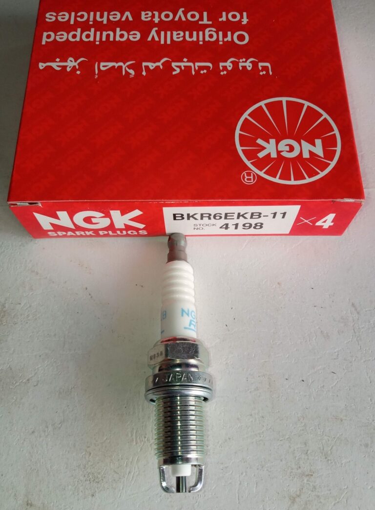NGK Spark Plugs 4pcs Bkr6ekb-11