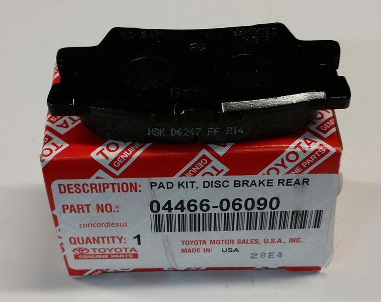 Toyota Brake Pad Kit 04465-06090