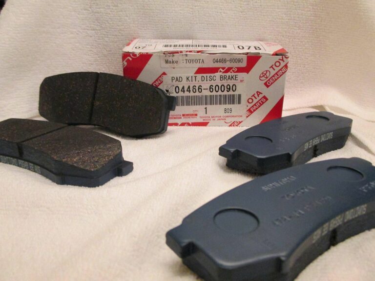 Toyota Brake Pad Kit 04466-60090