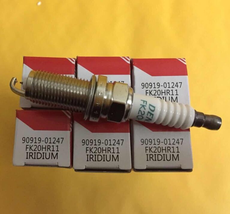 Toyota Spark Plugs 90919-01247(S) Fk20hr11